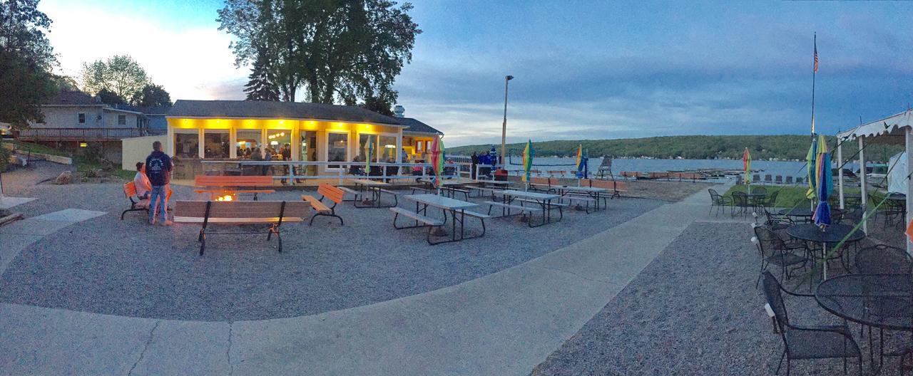 Beachcomber Inn Conesus المظهر الخارجي الصورة